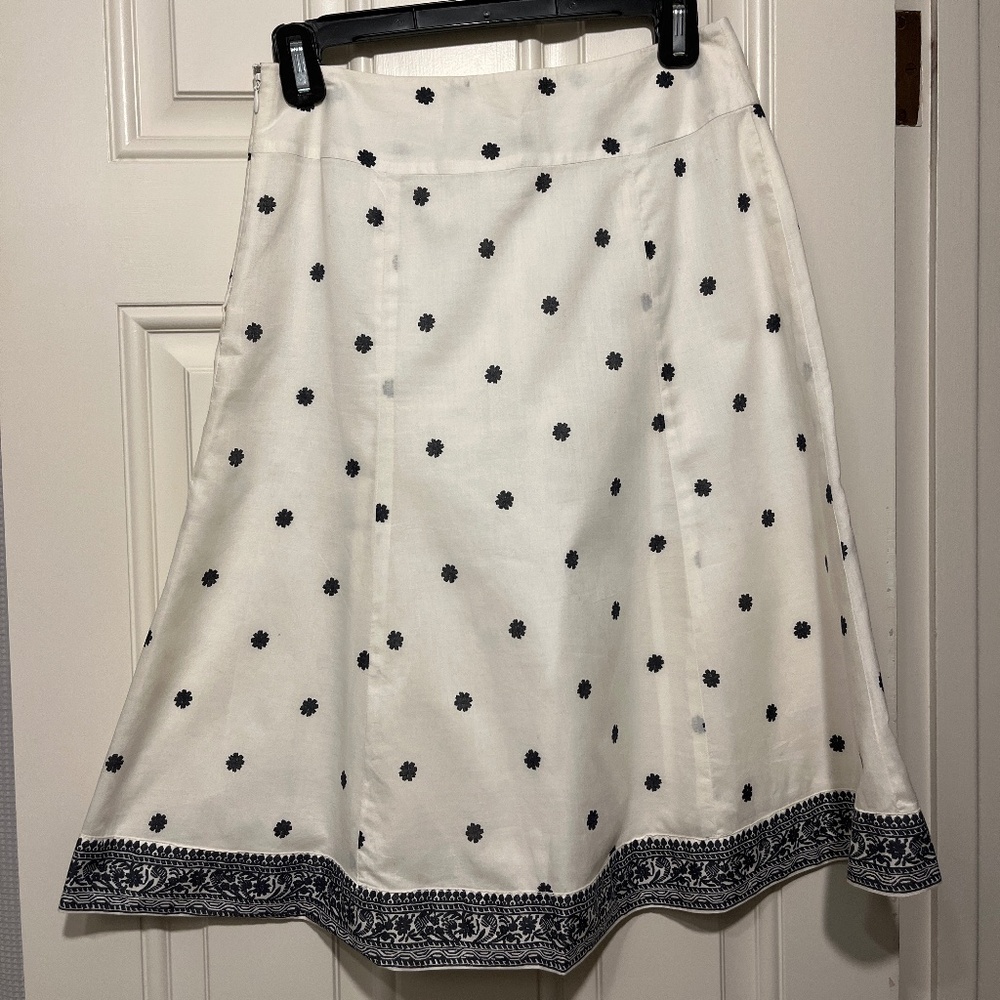 White with navy flowers gap A-line skirt
